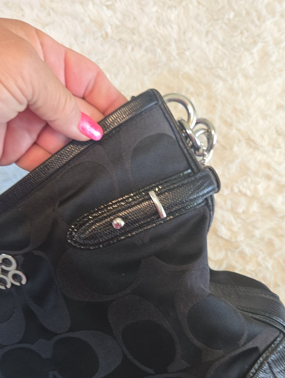 Coach Black Signature Hobo Shoulder Bag with Silver Hardware LIKE NEW CONDITION - Picture 4 of 10